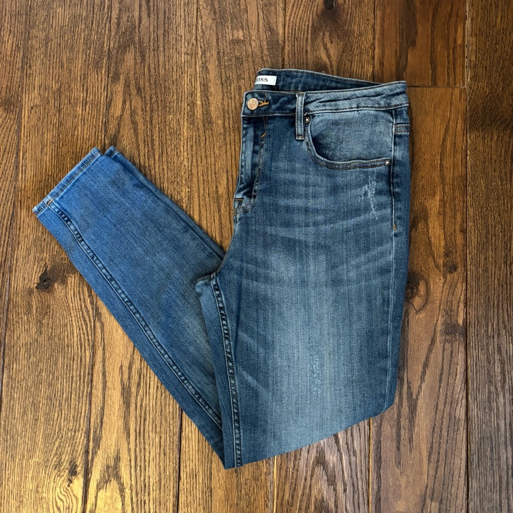Vigoss Women's Faded Blue Skinny Jeans